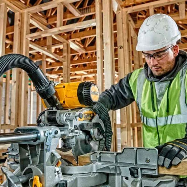 Пила торцювальна акумуляторна DeWALT, 54В XR FLEXVOLT Li-Ion, діаметр диска 216х30 мм, 6300 об/хв, X  31801 купити в Україні