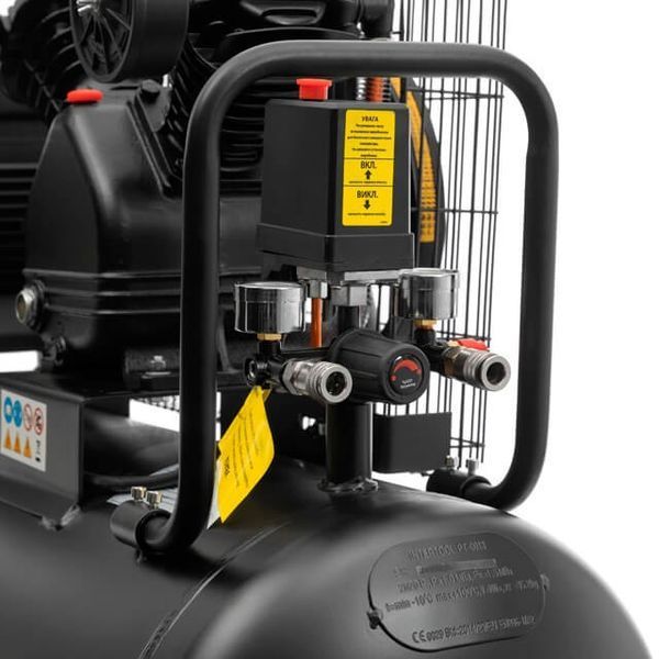 Компресор, 100 л, 3,0 кВт, 380 В, 10 атм, 500 л/хв, 2 циліндри, 80 дБ INTERTOOL PT-0013  520571 купити в Україні