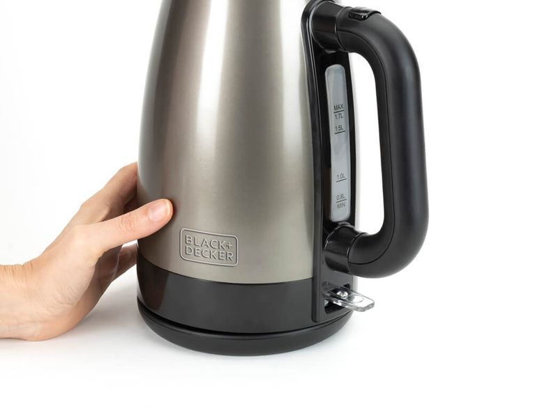 Електрочайник BLACK+DECKER BXKE2201E  138693 купити в Україні