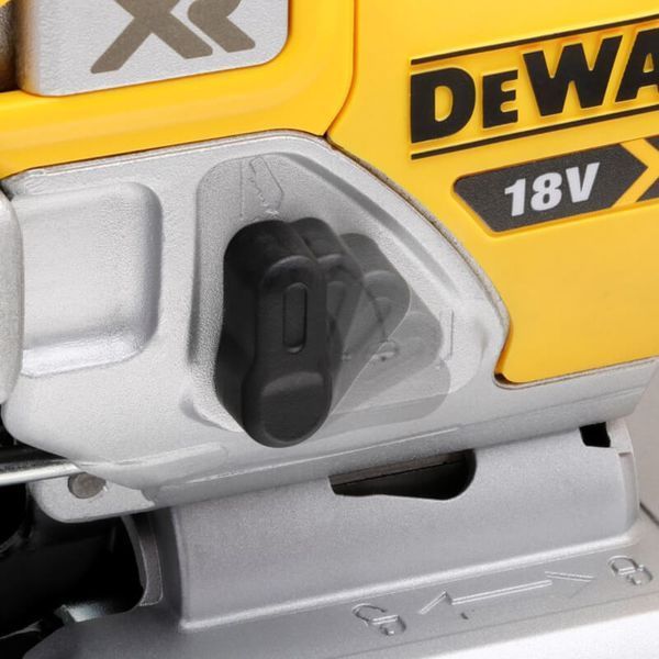 Пила лобзикова акумуляторна безщіткова DeWALT DCS334N  135686 купити в Україні