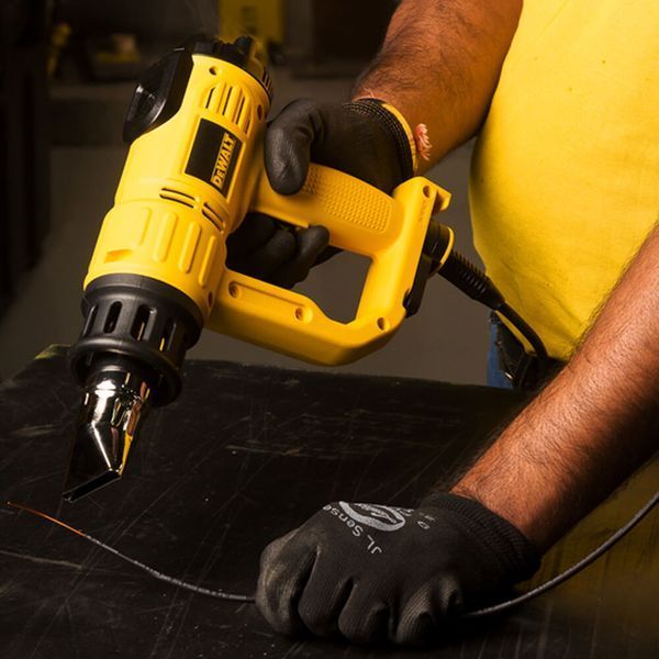 Пістолет гарячого повітря мережевий DeWALT, 2000 Вт, температура 50 - 600 &deg;C, ЖКІ, вага 0.71 кг  29634 купити в Україні